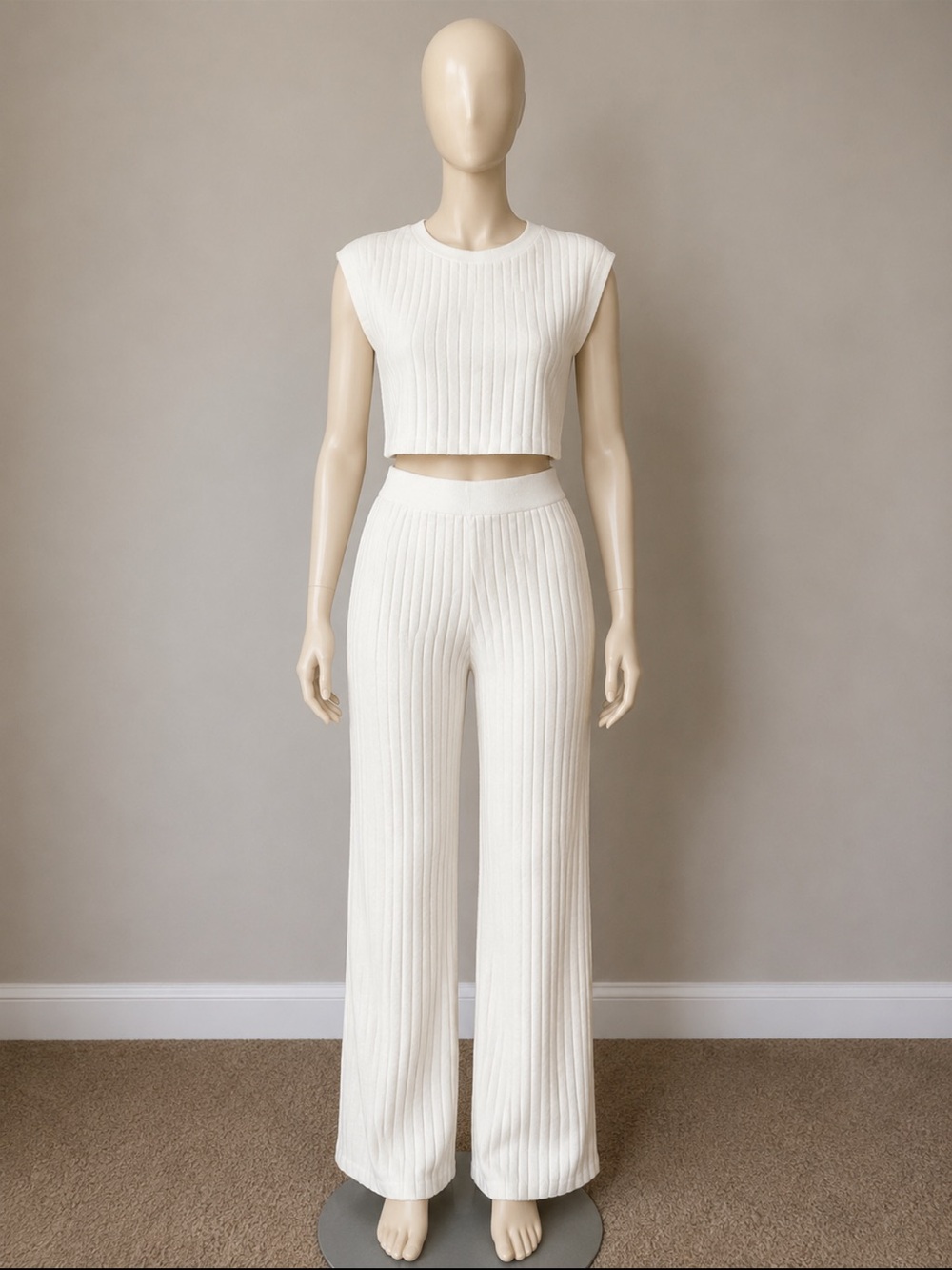 White set top and bottom (top is a little longer then what appears in the pic)